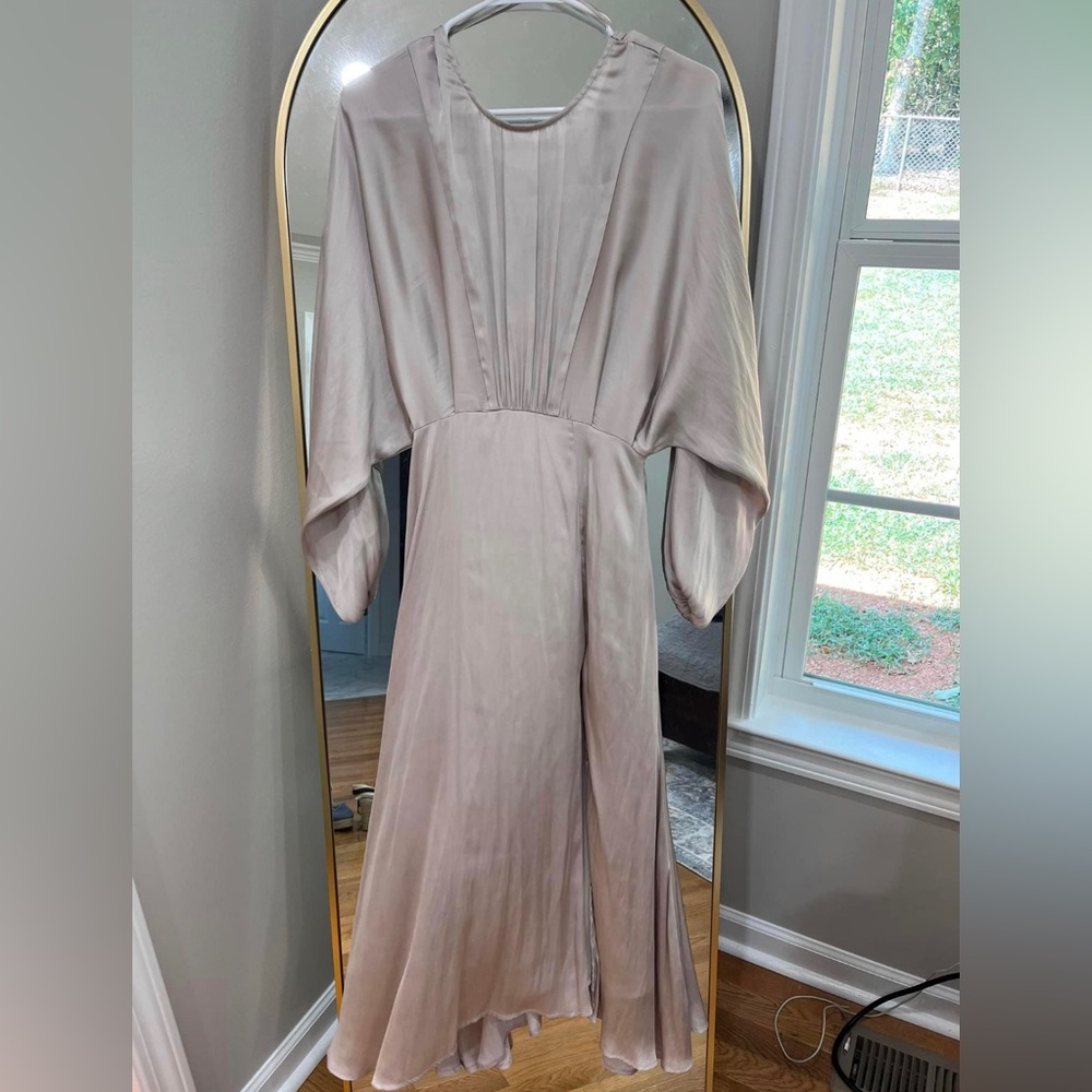 ASTR Champagne colored midi dress